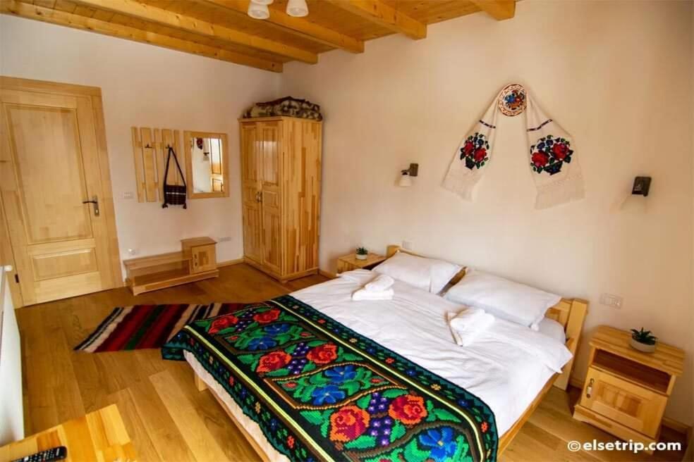 Casa Tomoiaga Hotel Vişeu de Sus Екстериор снимка